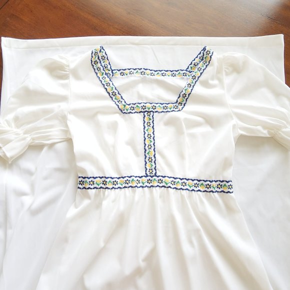 Vintage Formfit Rogers White Long Nightgown Lingerie Bedgown Nightdress Nightie - Picture 8 of 11